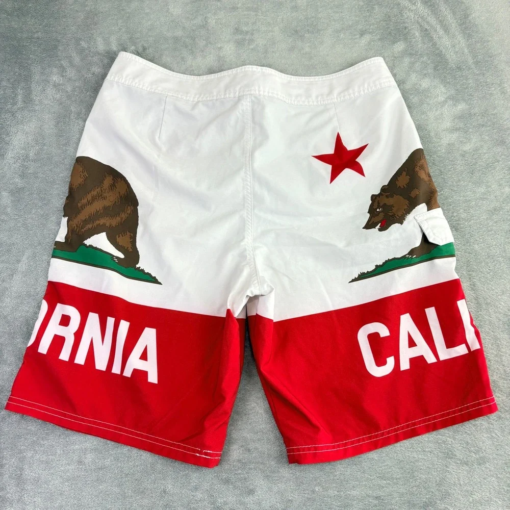Carbon Mens 34 White Red California Republic Flag Board Shorts Cargo Pocket Surf